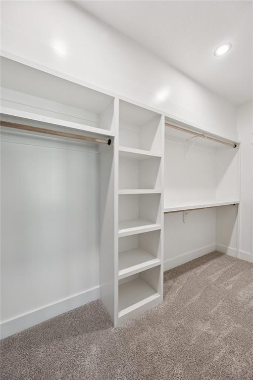 Riverside, Missouri, 64150, United States, 7 Bedrooms Bedrooms, ,6 BathroomsBathrooms,Residential,Active,1960175