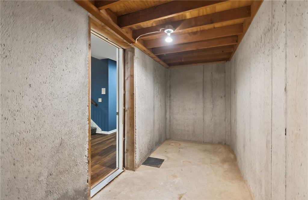 Liberty, Missouri, 64068, United States, 4 Bedrooms Bedrooms, ,7 BathroomsBathrooms,Residential,Active,1987271