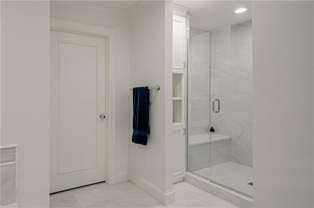Prairie Village, Kansas, 66208, United States, 4 Bedrooms Bedrooms, ,4 BathroomsBathrooms,Residential,Active,1944109