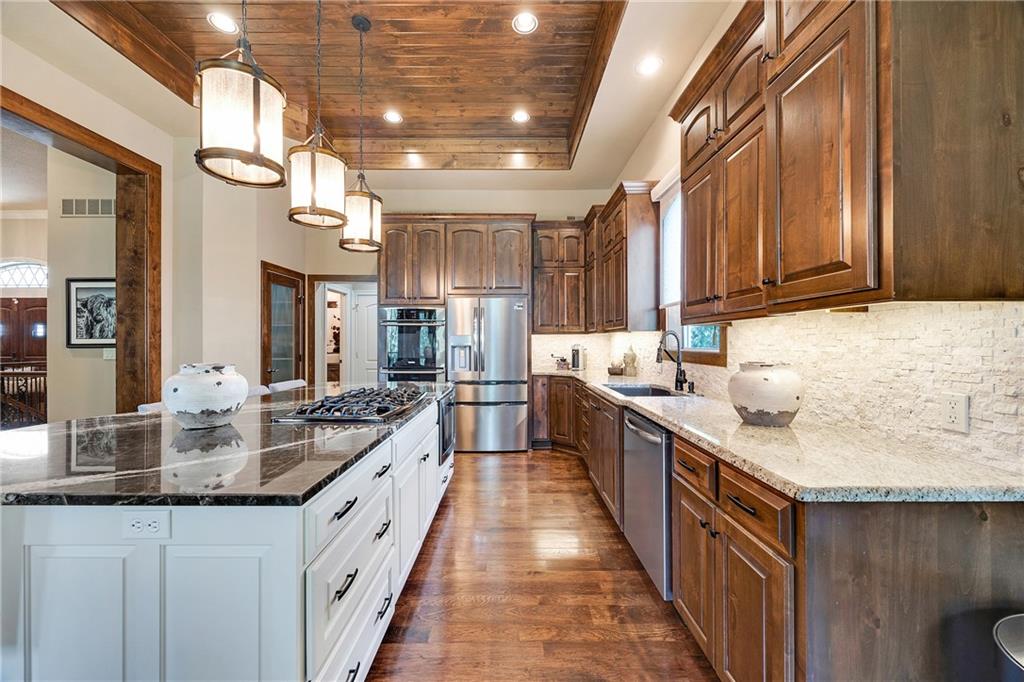Loch Lloyd, Missouri, 64012, United States, 3 Bedrooms Bedrooms, ,4 BathroomsBathrooms,Residential,Active,1929453