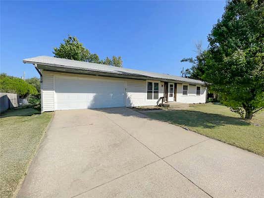 12 SE 4TH CT, NEWTON, KS 67114 - Image 1