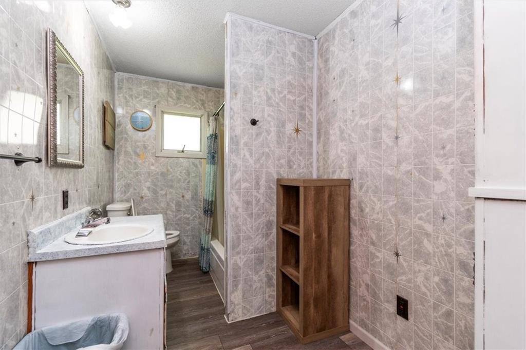 Macks Creek, Missouri, 65786, United States, 3 Bedrooms Bedrooms, ,3 BathroomsBathrooms,Residential,Active,1893234