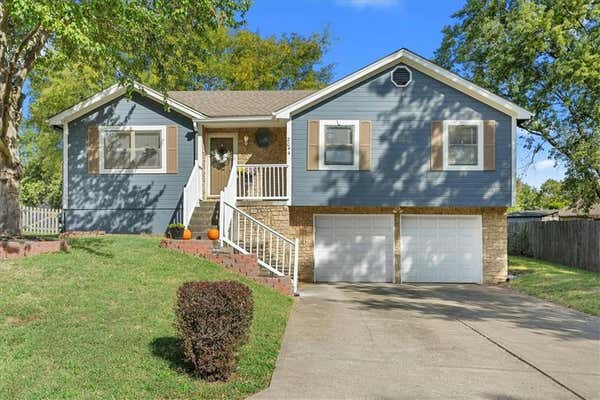 2044 NE DILL DR, LEES SUMMIT, MO 64086 - Image 1