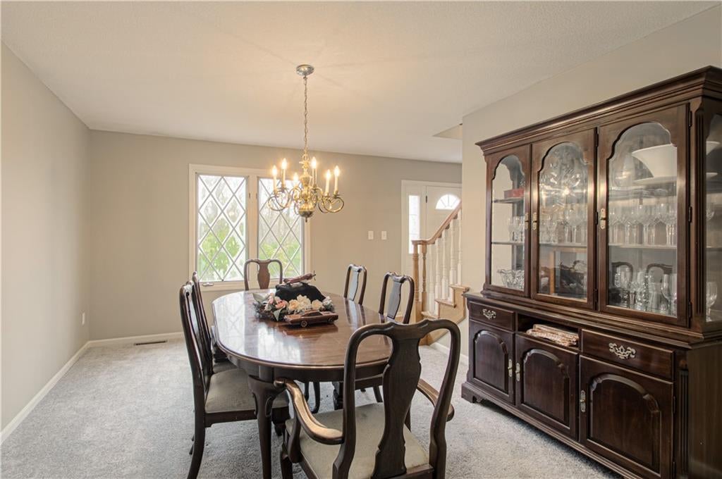 Lee'S Summit, Missouri, 64086, United States, 4 Bedrooms Bedrooms, ,4 BathroomsBathrooms,Residential,Active,1993632