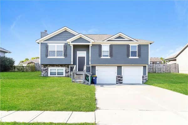 1107 SUNFLOWER ST, SMITHVILLE, MO 64089 - Image 1