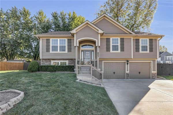 921 E 8TH CIR, KEARNEY, MO 64060 - Image 1