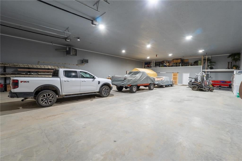 Cameron, Missouri, 64429, United States, 3 Bedrooms Bedrooms, ,3 BathroomsBathrooms,Residential,Active,1764473