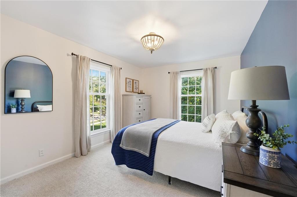 Kansas City, Missouri, 64113, United States, 3 Bedrooms Bedrooms, ,3 BathroomsBathrooms,Residential,Active,1987240