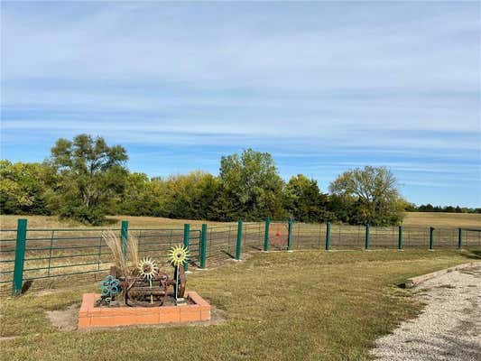 4820 NE LIGGETT LN, TOPEKA, KS 66617, photo 3 of 43