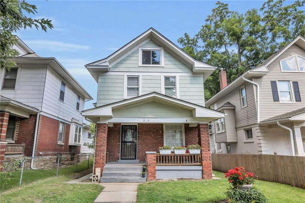 313 N HARDESTY AVE, KANSAS CITY, MO 64123, photo 1 of 29