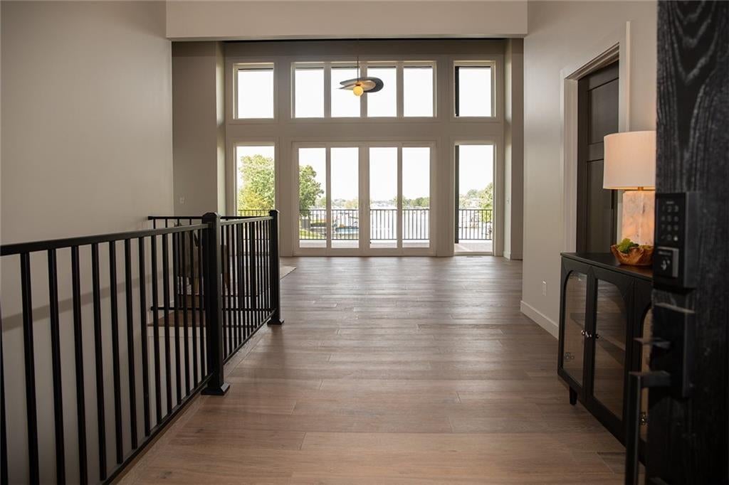 Altamont, Missouri, 64620, United States, 3 Bedrooms Bedrooms, ,3 BathroomsBathrooms,Residential,Active,1922653