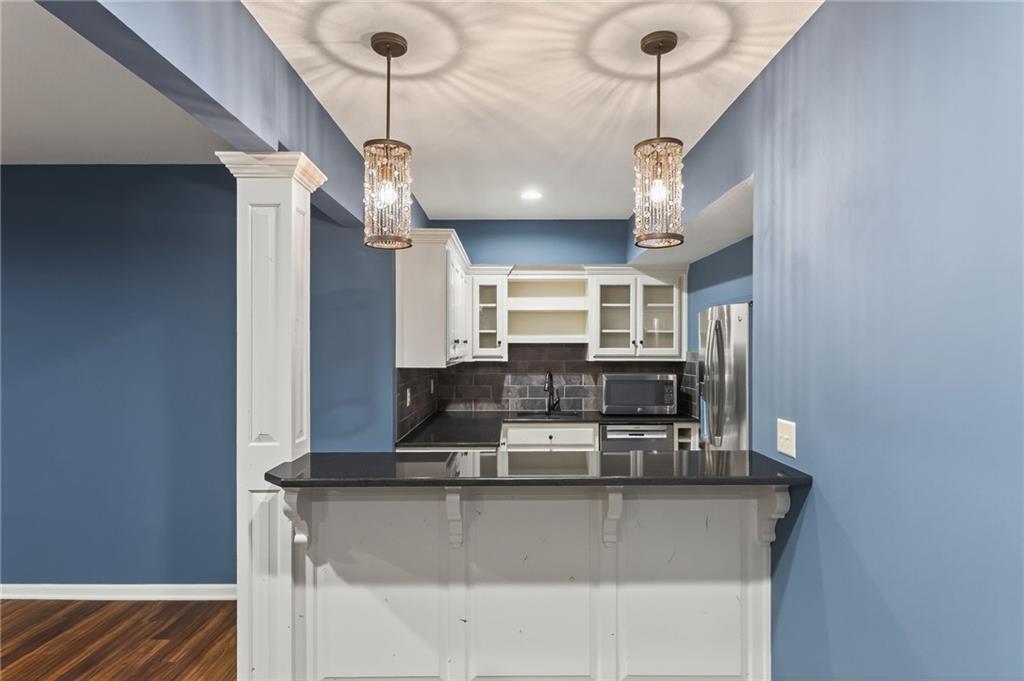 Liberty, Missouri, 64068, United States, 4 Bedrooms Bedrooms, ,7 BathroomsBathrooms,Residential,Active,1987271