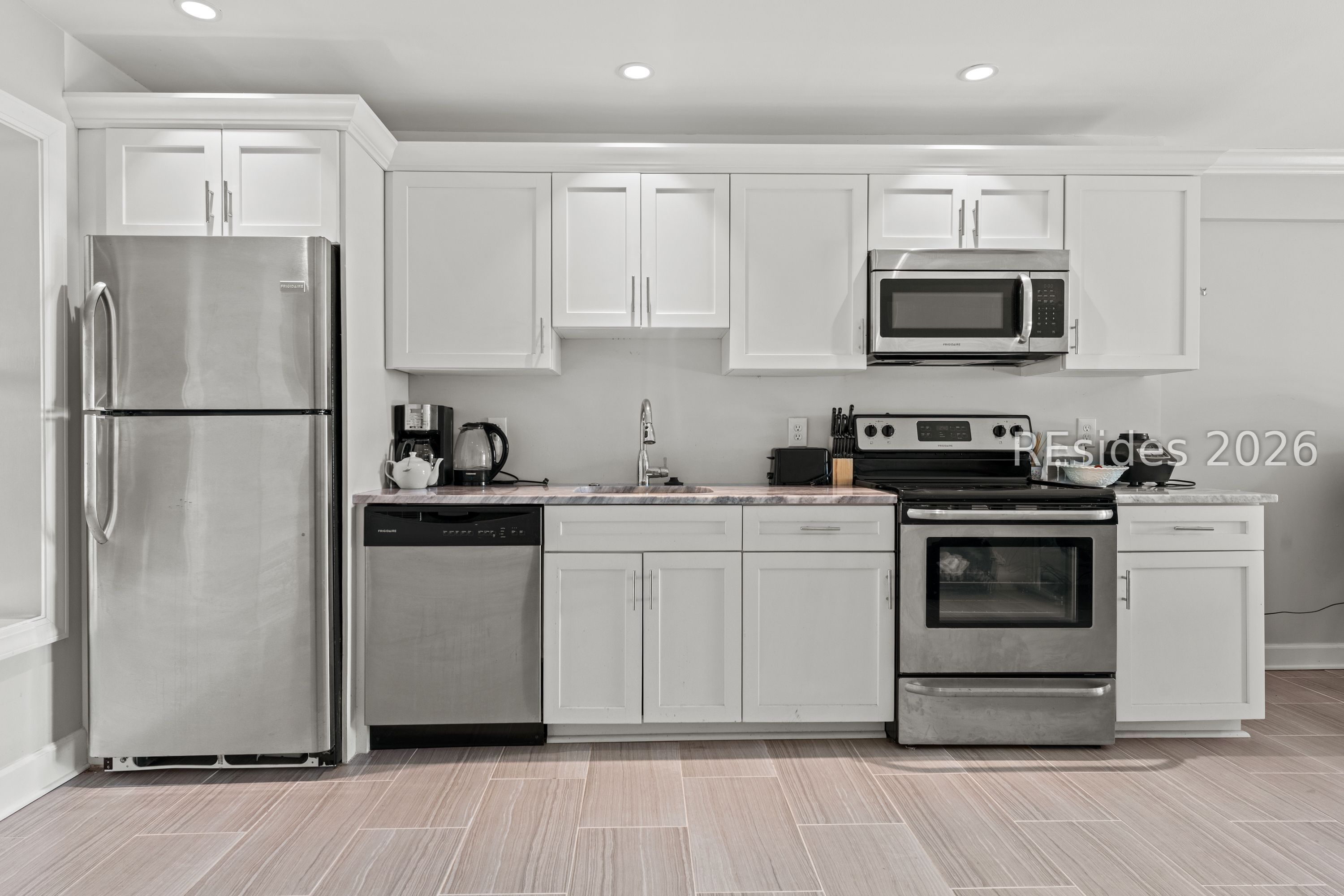 Bluffton, South Carolina, 29910, United States, 4 Bedrooms Bedrooms, ,3 BathroomsBathrooms,Residential,Active,2009391