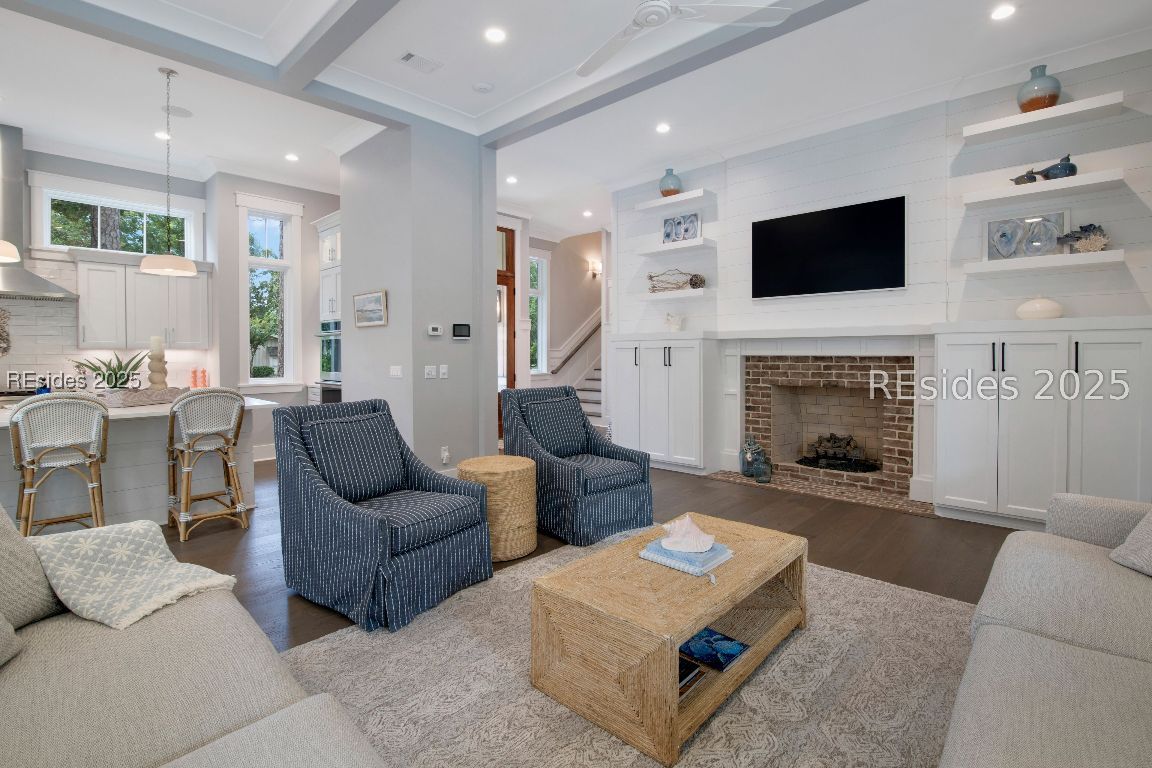 Hilton Head Island, South Carolina, 29928, United States, 6 Bedrooms Bedrooms, ,7 BathroomsBathrooms,Residential,Active,1953661