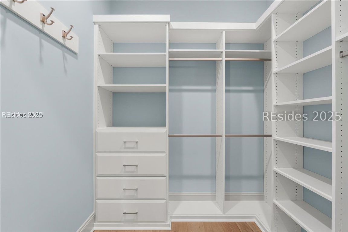 Hilton Head Island, South Carolina, 29926, United States, 4 Bedrooms Bedrooms, ,4 BathroomsBathrooms,Residential,Active,1953643