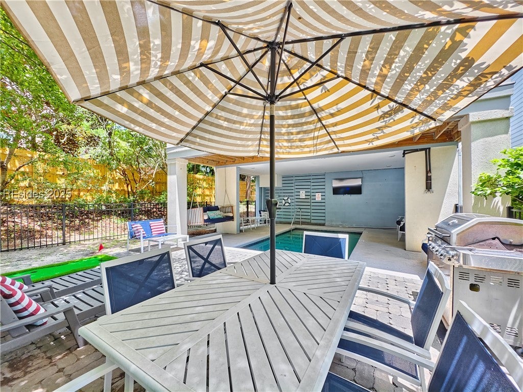 Hilton Head Island, South Carolina, 29928, United States, 5 Bedrooms Bedrooms, ,4 BathroomsBathrooms,Residential,Active,1973536