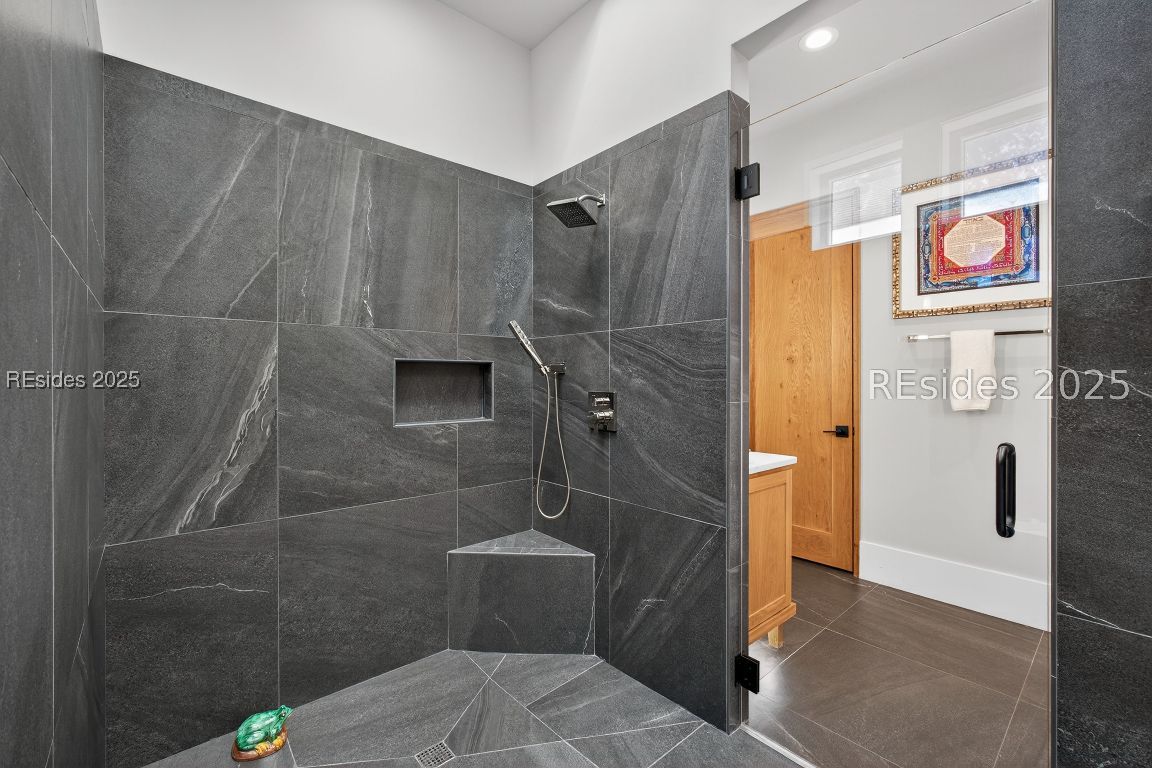 Hilton Head Island, South Carolina, 29928, United States, 5 Bedrooms Bedrooms, ,6 BathroomsBathrooms,Residential,Active,1959524