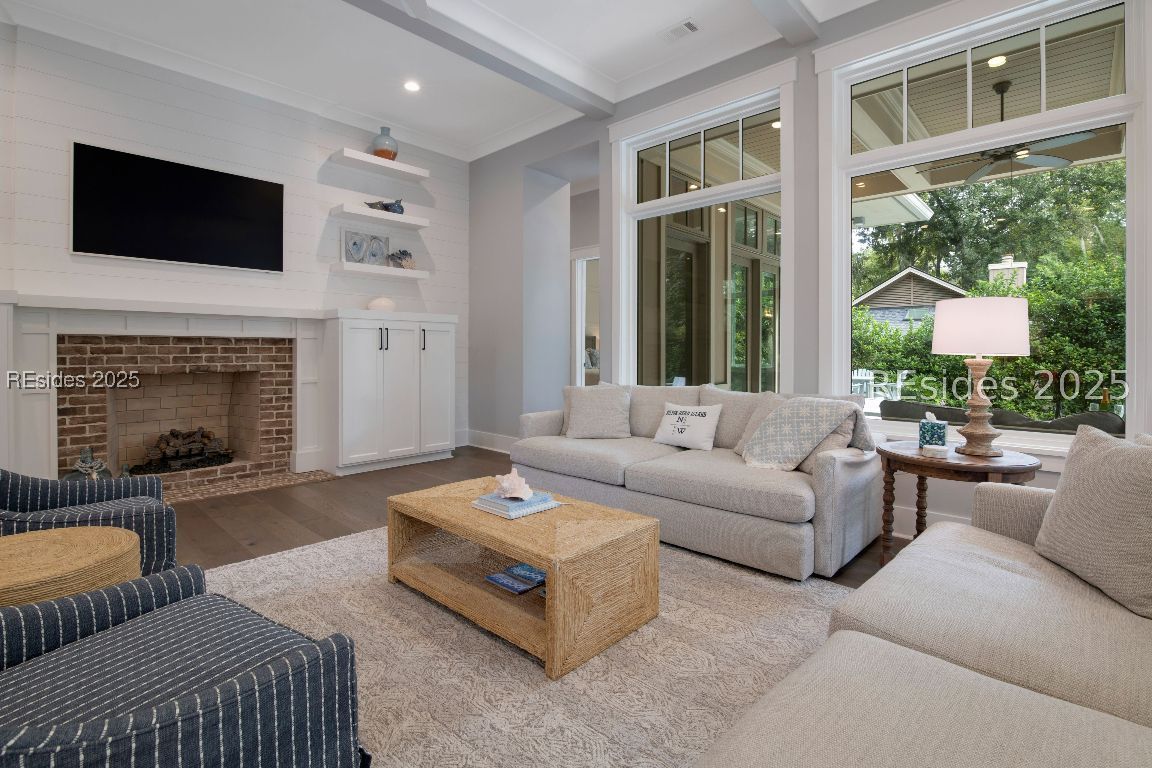 Hilton Head Island, South Carolina, 29928, United States, 6 Bedrooms Bedrooms, ,7 BathroomsBathrooms,Residential,Active,1953661