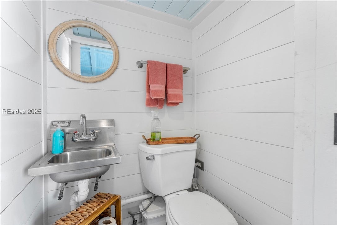 Hilton Head Island, South Carolina, 29928, United States, 5 Bedrooms Bedrooms, ,4 BathroomsBathrooms,Residential,Active,1718515