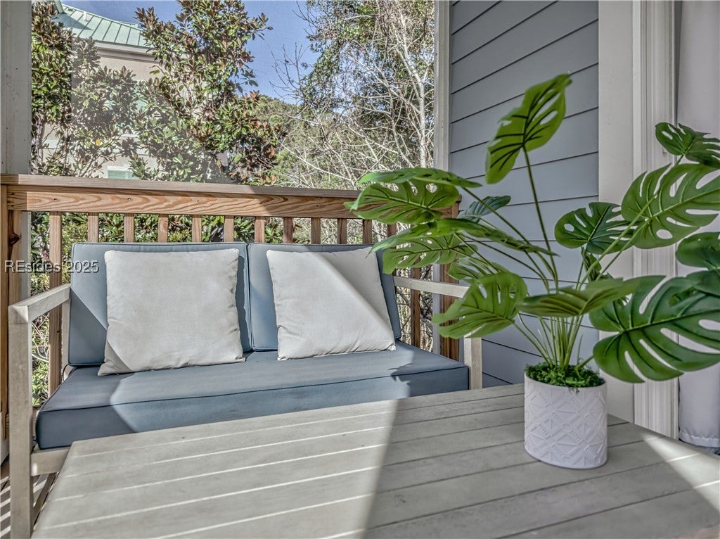 Hilton Head Island, South Carolina, 29928, United States, 5 Bedrooms Bedrooms, ,4 BathroomsBathrooms,Residential,Active,1973536