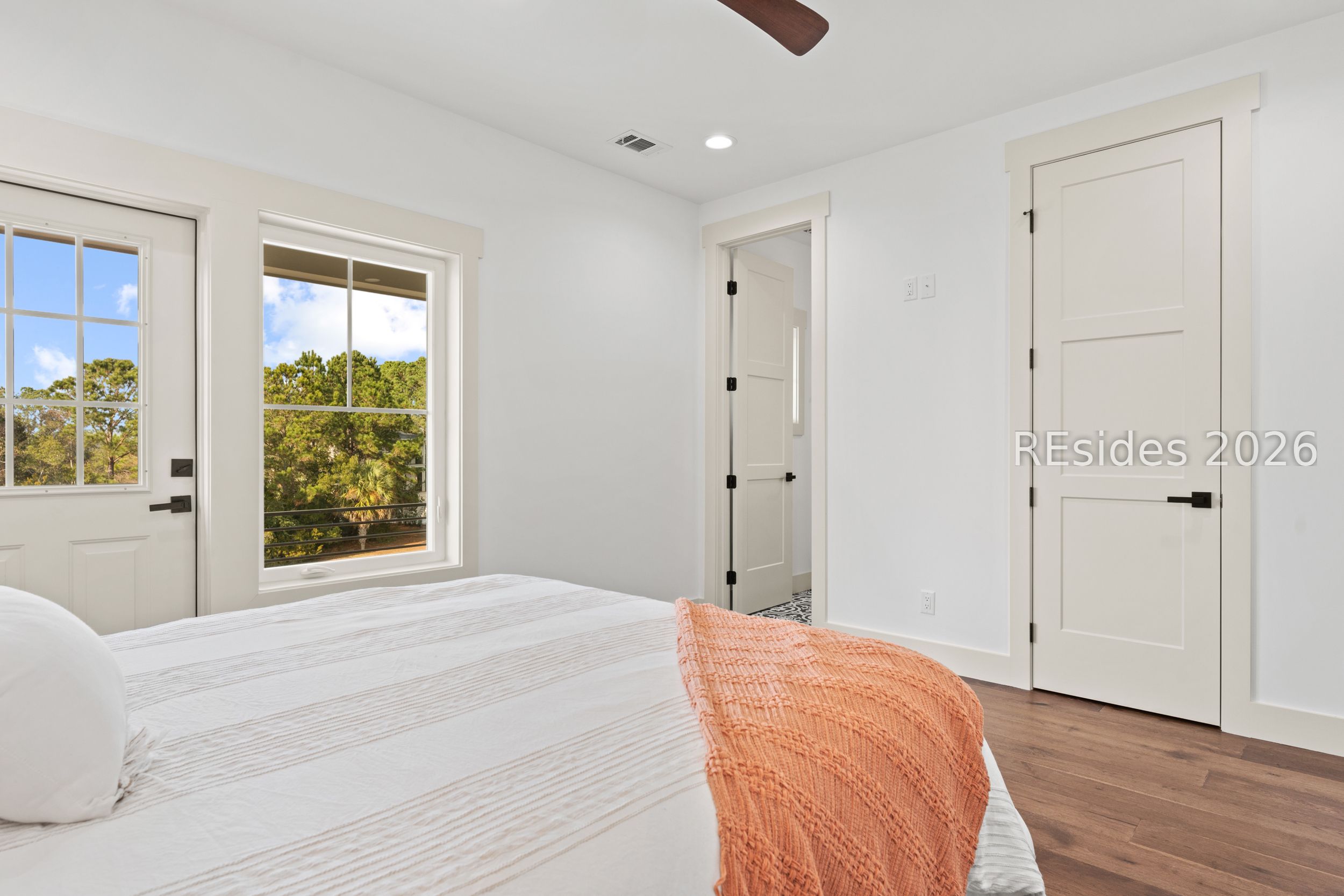 Hilton Head Island, South Carolina, 29926, United States, 3 Bedrooms Bedrooms, ,4 BathroomsBathrooms,Residential,Active,2007983