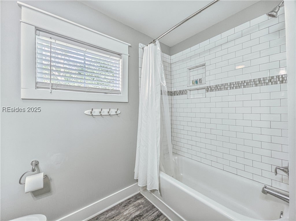 Hilton Head Island, South Carolina, 29928, United States, 5 Bedrooms Bedrooms, ,4 BathroomsBathrooms,Residential,Active,1973536