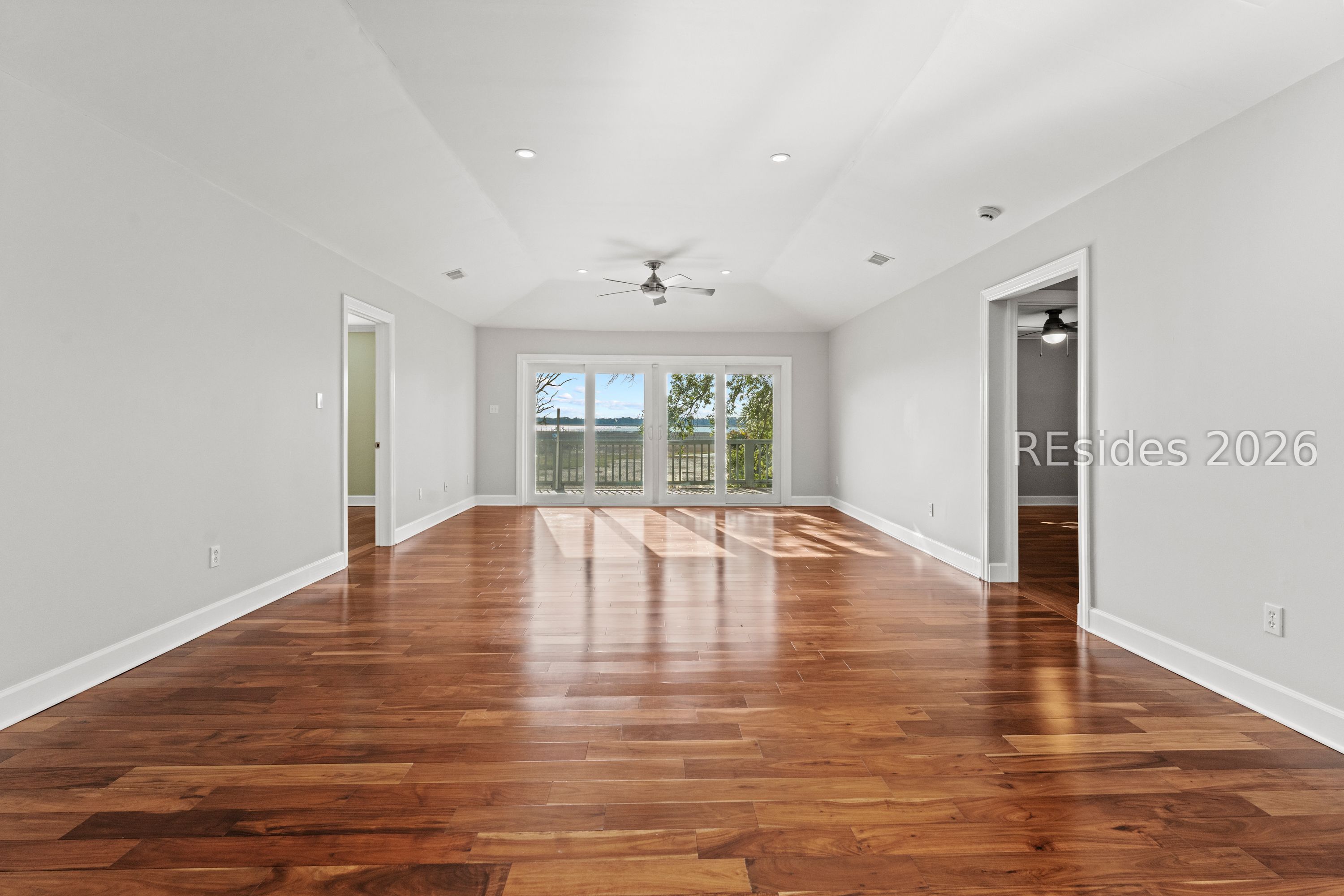 Bluffton, South Carolina, 29910, United States, 4 Bedrooms Bedrooms, ,3 BathroomsBathrooms,Residential,Active,2009391