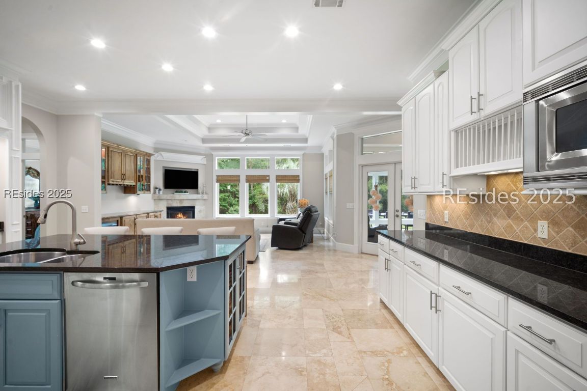 Hilton Head Island, South Carolina, 29926, United States, 4 Bedrooms Bedrooms, ,5 BathroomsBathrooms,Residential,Active,1910130