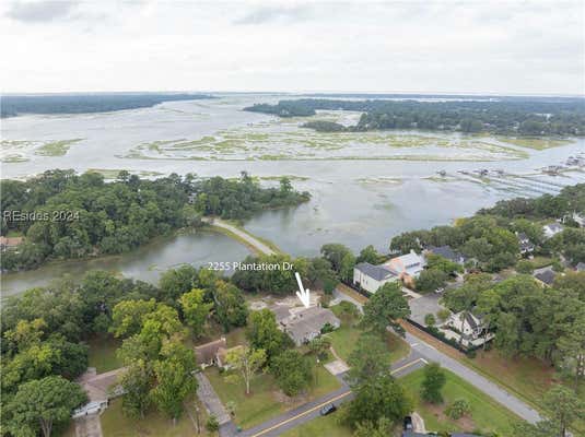 2255 PLANTATION DR, BEAUFORT, SC 29902, photo 3 of 55