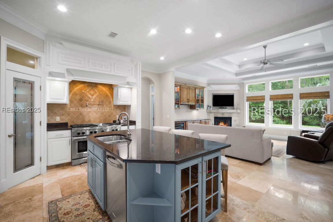 Hilton Head Island, South Carolina, 29926, United States, 4 Bedrooms Bedrooms, ,5 BathroomsBathrooms,Residential,Active,1910130