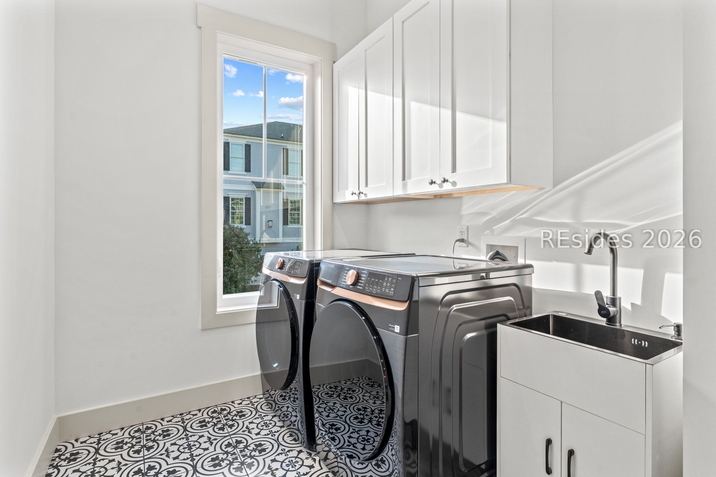 Hilton Head Island, South Carolina, 29926, United States, 3 Bedrooms Bedrooms, ,4 BathroomsBathrooms,Residential,Active,2007983