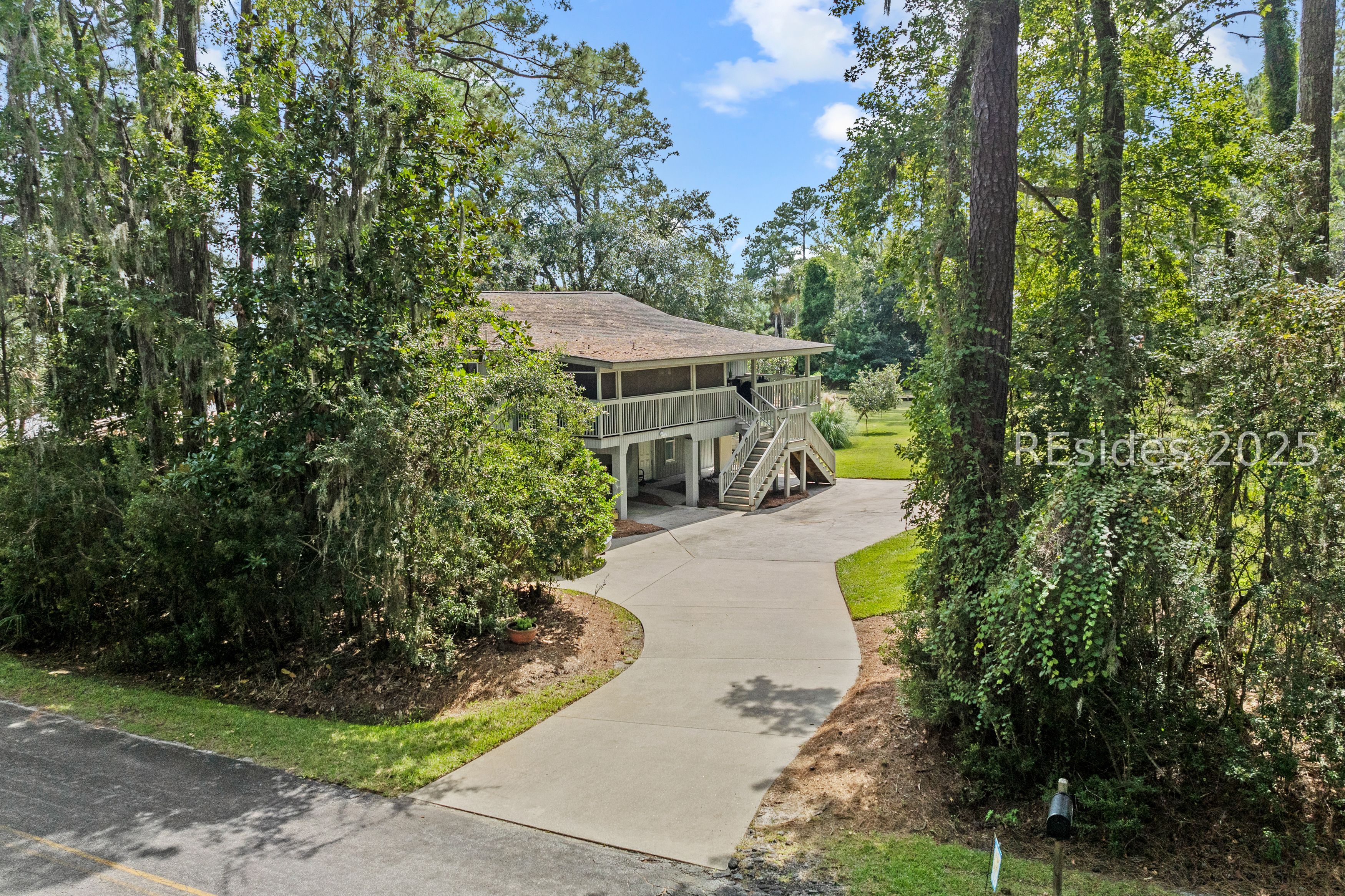 Bluffton, South Carolina, 29910, United States, 4 Bedrooms Bedrooms, ,3 BathroomsBathrooms,Residential,Active,2009391