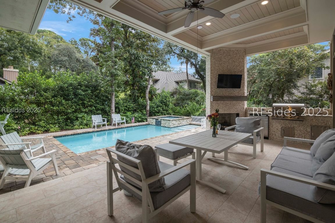 Hilton Head Island, South Carolina, 29928, United States, 6 Bedrooms Bedrooms, ,7 BathroomsBathrooms,Residential,Active,1953661