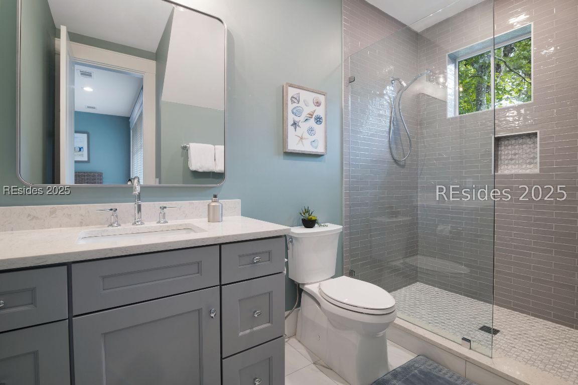 Hilton Head Island, South Carolina, 29928, United States, 6 Bedrooms Bedrooms, ,7 BathroomsBathrooms,Residential,Active,1953661