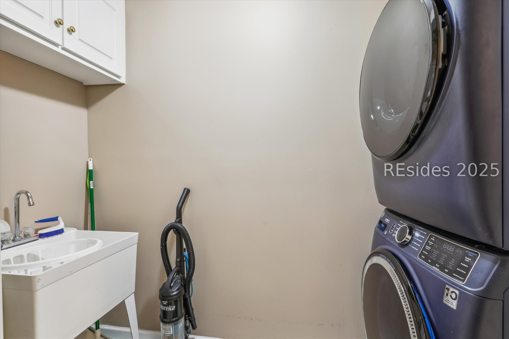 Hilton Head Island, South Carolina, 29928, United States, 6 Bedrooms Bedrooms, ,6 BathroomsBathrooms,Residential,Active,1964259