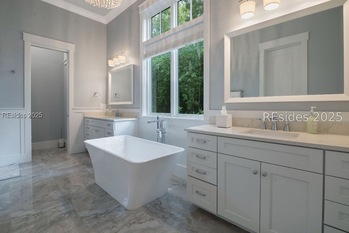 Hilton Head Island, South Carolina, 29928, United States, 6 Bedrooms Bedrooms, ,7 BathroomsBathrooms,Residential,Active,1953661