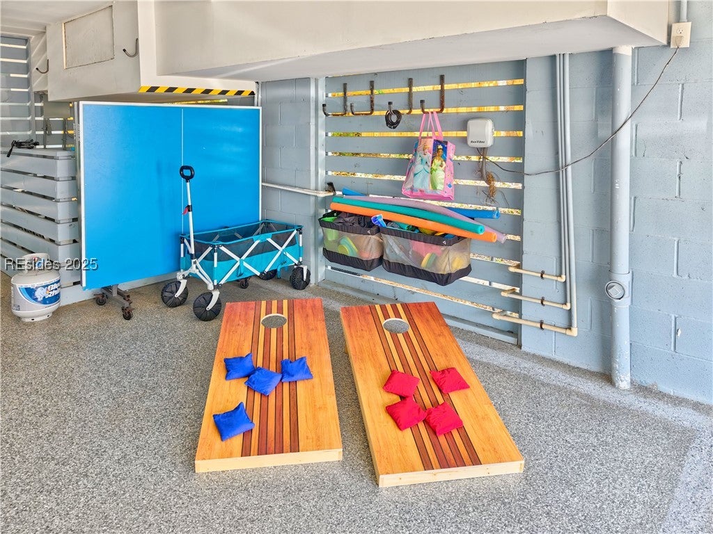 Hilton Head Island, South Carolina, 29928, United States, 5 Bedrooms Bedrooms, ,4 BathroomsBathrooms,Residential,Active,1973536