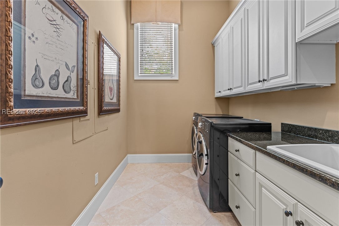 Hilton Head Island, South Carolina, 29928, United States, 3 Bedrooms Bedrooms, ,4 BathroomsBathrooms,Residential,Active,1824005