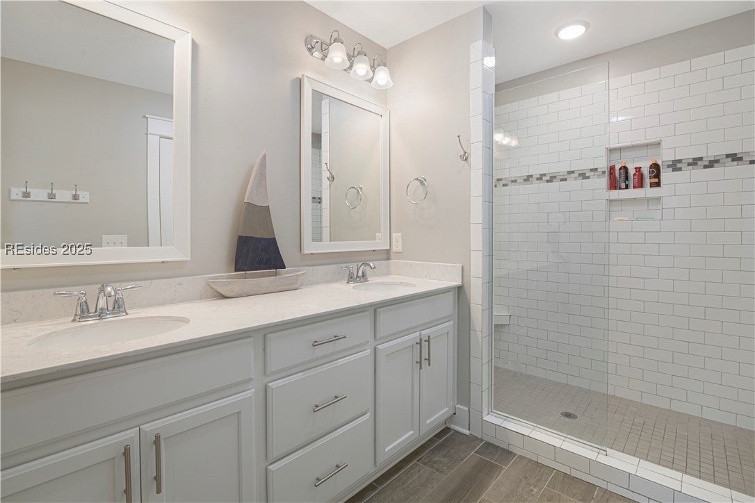 Hilton Head Island, South Carolina, 29928, United States, 5 Bedrooms Bedrooms, ,4 BathroomsBathrooms,Residential,Active,1706044