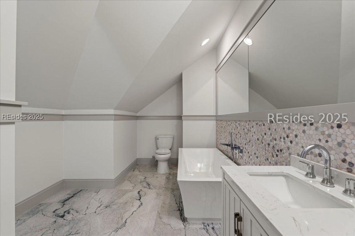 Hilton Head Island, South Carolina, 29926, United States, 4 Bedrooms Bedrooms, ,4 BathroomsBathrooms,Residential,Active,1953643