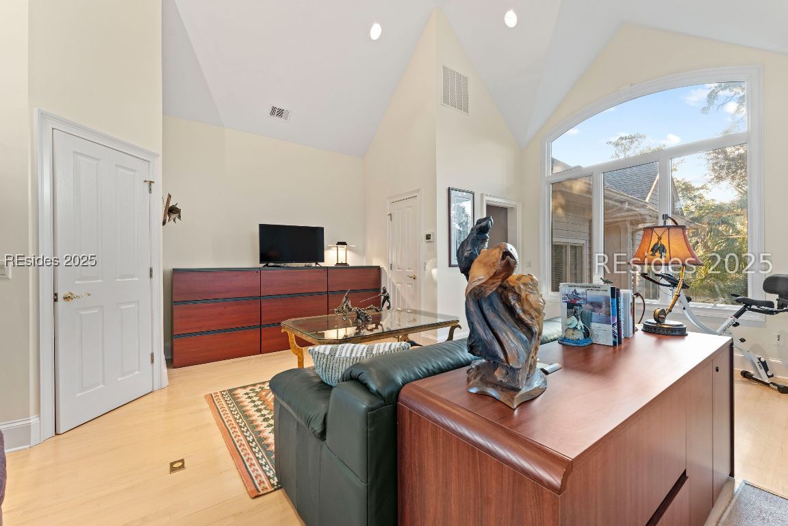 Hilton Head Island, South Carolina, 29928, United States, 3 Bedrooms Bedrooms, ,3 BathroomsBathrooms,Residential,Active,1952458