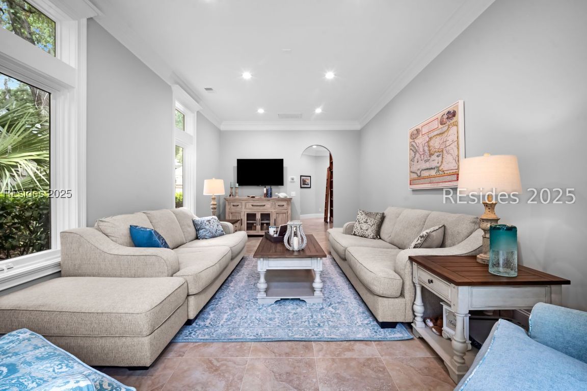 Hilton Head Island, South Carolina, 29926, United States, 4 Bedrooms Bedrooms, ,5 BathroomsBathrooms,Residential,Active,1910130