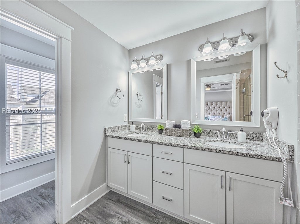 Hilton Head Island, South Carolina, 29928, United States, 5 Bedrooms Bedrooms, ,4 BathroomsBathrooms,Residential,Active,1973536