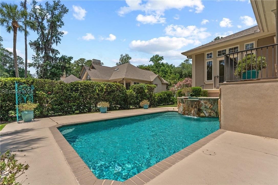 Hilton Head Island, South Carolina, 29928, United States, 3 Bedrooms Bedrooms, ,4 BathroomsBathrooms,Residential,Active,1824005