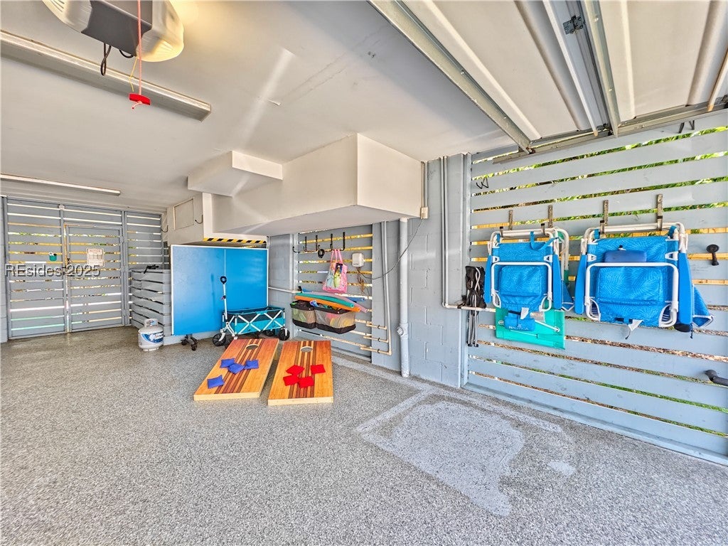 Hilton Head Island, South Carolina, 29928, United States, 5 Bedrooms Bedrooms, ,4 BathroomsBathrooms,Residential,Active,1973536