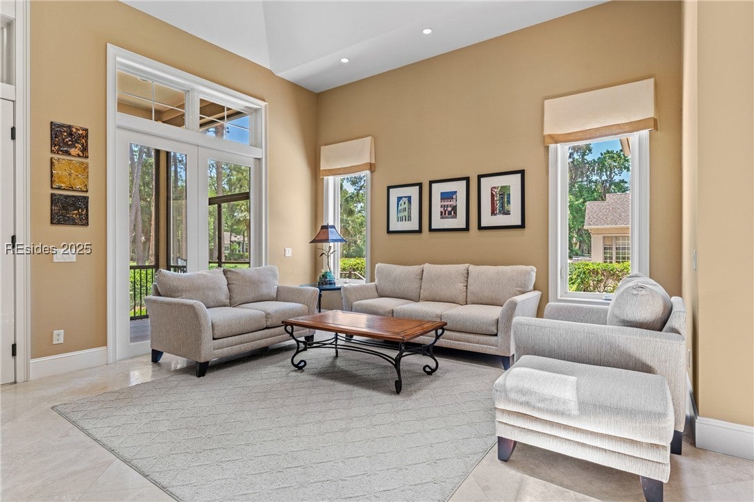 Hilton Head Island, South Carolina, 29928, United States, 3 Bedrooms Bedrooms, ,4 BathroomsBathrooms,Residential,Active,1824005