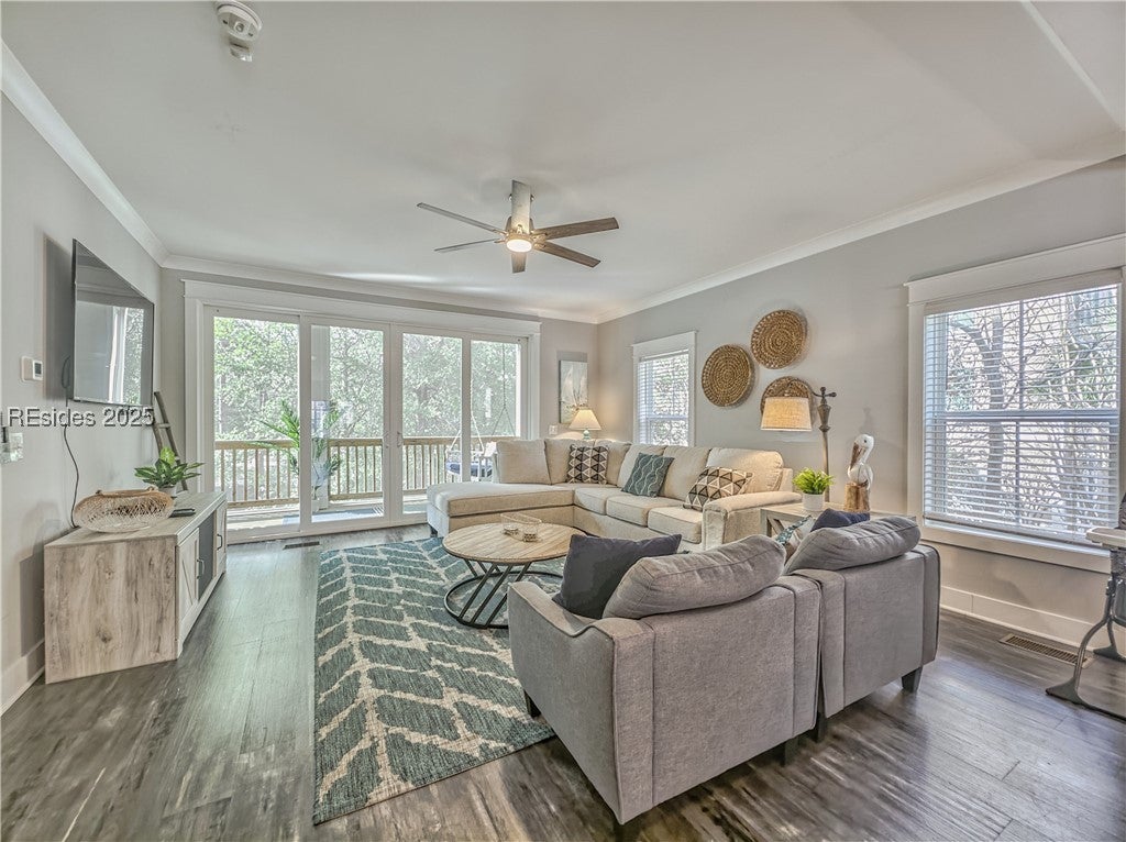 Hilton Head Island, South Carolina, 29928, United States, 5 Bedrooms Bedrooms, ,4 BathroomsBathrooms,Residential,Active,1973536