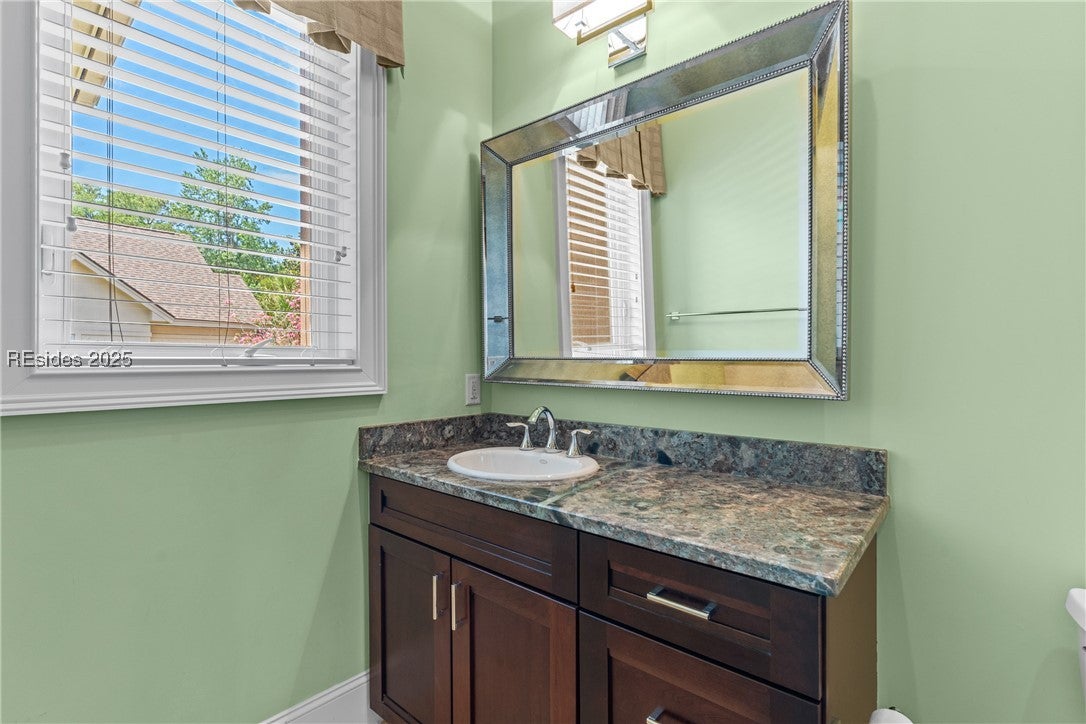Hilton Head Island, South Carolina, 29928, United States, 3 Bedrooms Bedrooms, ,4 BathroomsBathrooms,Residential,Active,1824005