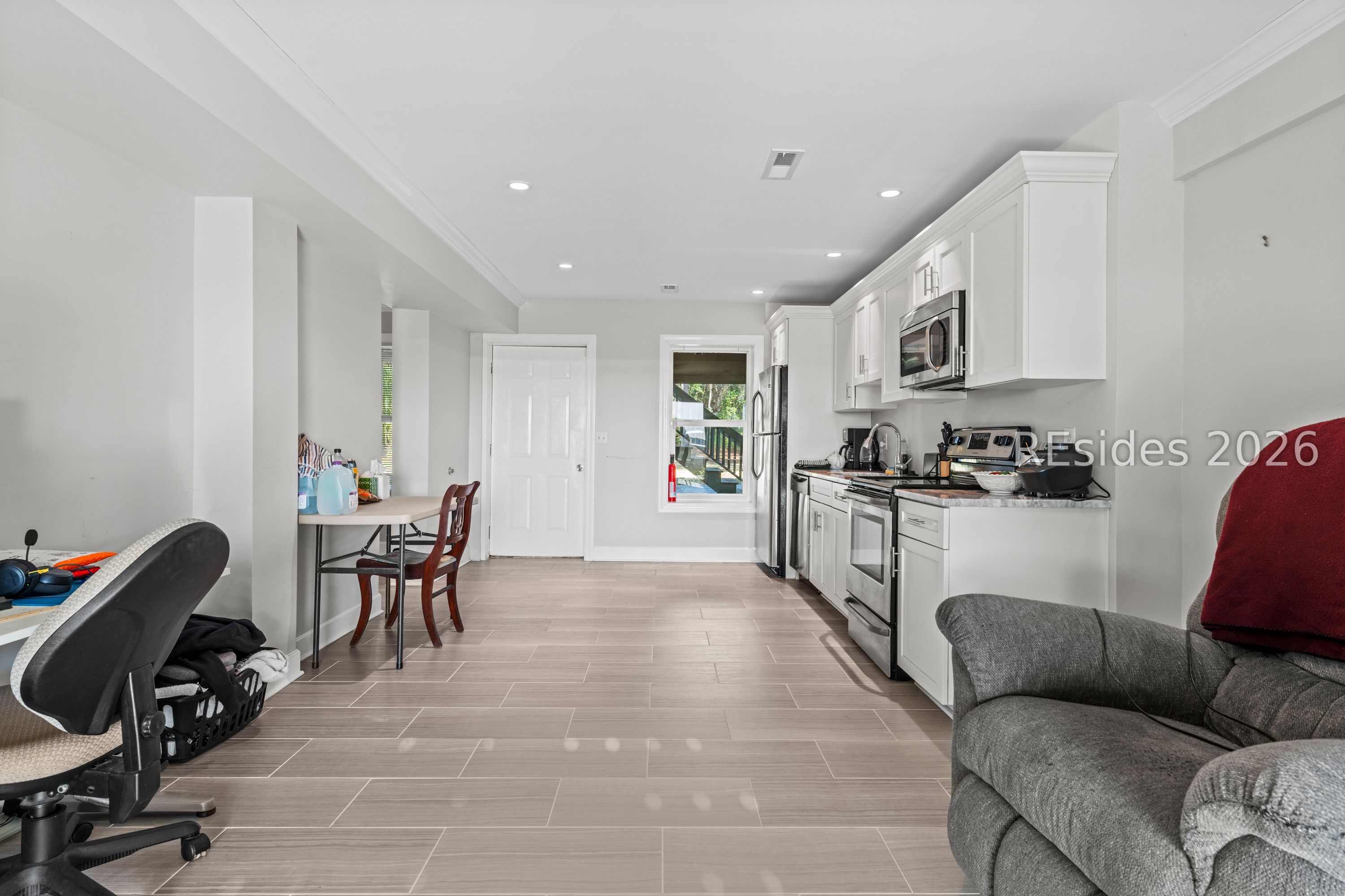 Bluffton, South Carolina, 29910, United States, 4 Bedrooms Bedrooms, ,3 BathroomsBathrooms,Residential,Active,2009391