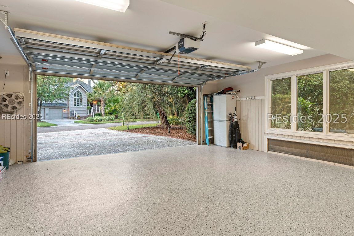 Hilton Head Island, South Carolina, 29928, United States, 3 Bedrooms Bedrooms, ,3 BathroomsBathrooms,Residential,Active,1952458